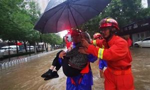 鄭州暴雨湖北小伙泡水16小時(shí)救50多人 中國(guó)巨災(zāi)保險(xiǎn)市場(chǎng)分析