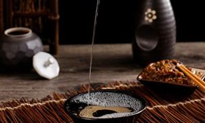 中國(guó)醬香型白酒行業(yè)發(fā)展方向及市場(chǎng)消費(fèi)趨勢(shì)分析
