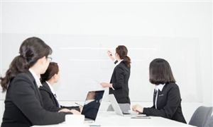 利好政策持續(xù)釋放 中國中小企業(yè)行業(yè)發(fā)展現(xiàn)狀 中小企業(yè)行業(yè)前景展望