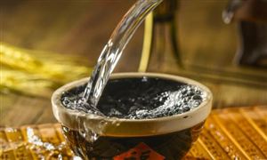 貴州茅臺重回1800元整數(shù)關口 高端白酒行業(yè)市場全面分析