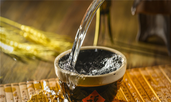 2023中低端白酒行業(yè)發(fā)展趨勢(shì)及市場(chǎng)現(xiàn)狀分析