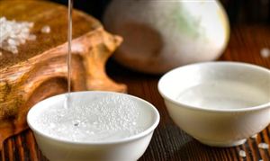 濃香型白酒行業(yè)現(xiàn)狀分析：國(guó)內(nèi)外投資者開始看好濃香型白酒的市場(chǎng)前景