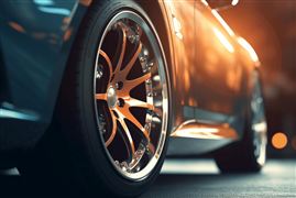 新能源車險保費增速超預期 新能源車出險率同比提升了2.7%