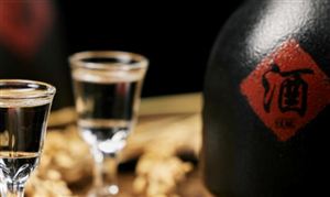 2023年以來(lái)白酒行業(yè)仍在行業(yè)調(diào)整深水期 未來(lái)釀酒行業(yè)發(fā)展趨勢(shì)如何
