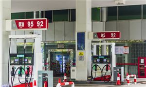 杭州加油站已進(jìn)化到機(jī)器人加油 加油站行業(yè)未來市場前瞻分析