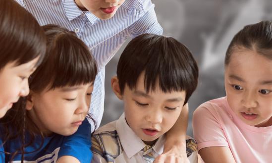 目前中國課外輔導(dǎo)機(jī)構(gòu)數(shù)量已達(dá)20萬  課外輔導(dǎo)行業(yè)市場前景分析