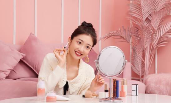 唇彩行業(yè)市場(chǎng)如何?唇彩行業(yè)市場(chǎng)深度分析2024