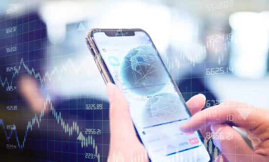 2024信息通信設備行業(yè)發(fā)展前景展望：人工智能技術集成是重要趨勢