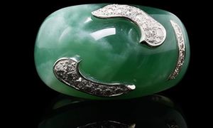 翡翠市場進(jìn)入銷售旺季 翡翠行業(yè)供需分析及發(fā)展前景研究報(bào)告