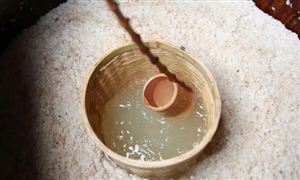 2024年中國(guó)米酒行業(yè)的產(chǎn)業(yè)鏈上下游結(jié)構(gòu)及發(fā)展現(xiàn)狀