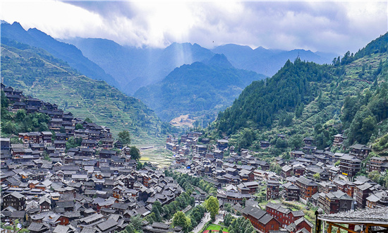 鄉(xiāng)村旅游行業(yè)深度調(diào)研 預計到2024年全國鄉(xiāng)村旅游市場規(guī)模將達到1.8萬億元