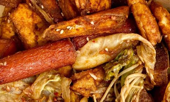 餐飲外賣行業(yè)前景與消費趨向：預計2027年將達到19567億元