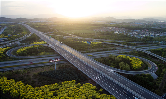 2024年中國(guó)智慧高速市場(chǎng)數(shù)據(jù)與趨勢(shì)分析 智慧高速市場(chǎng)規(guī)模及智慧高速未來(lái)發(fā)展?jié)摿Ψ治?>
</a>
</p>
<div   id=